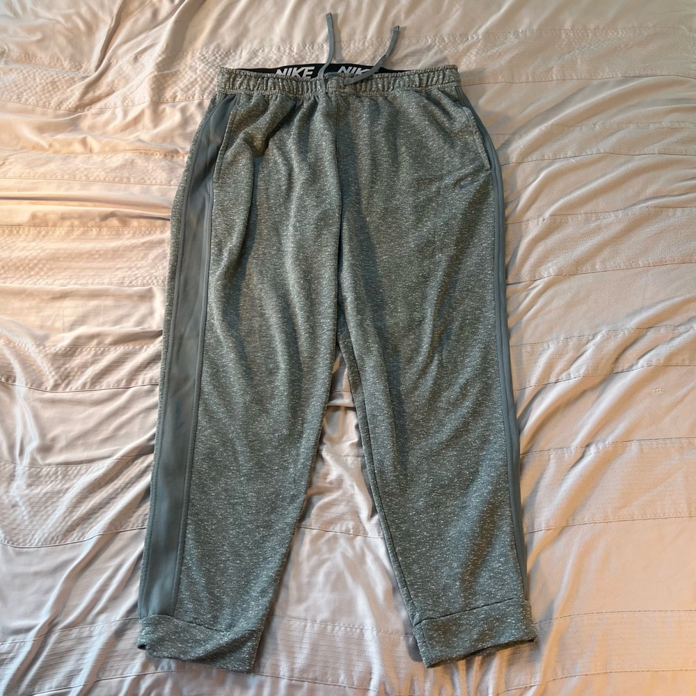 Nike Dri-Fit Men’s Side Stripe Performance Jogger Sweatpants